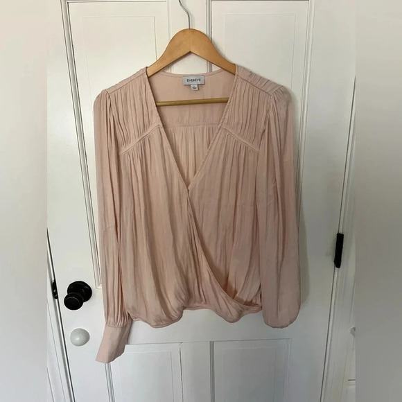 Evereve Silky Light Pink Blouse Size Large - Picture 1 of 5
